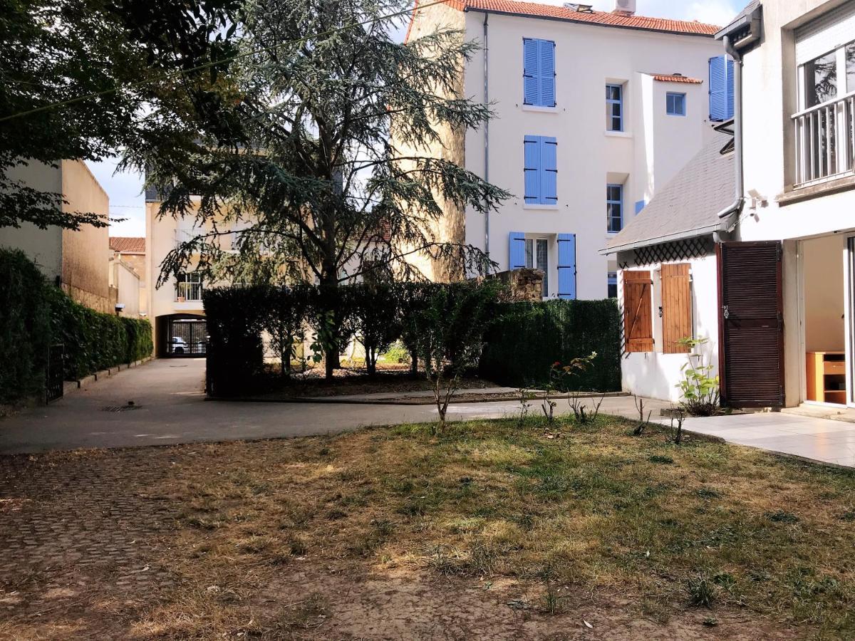 Maison De Longde-Appartement Avec 2 Chambres Villejuif Exterior foto